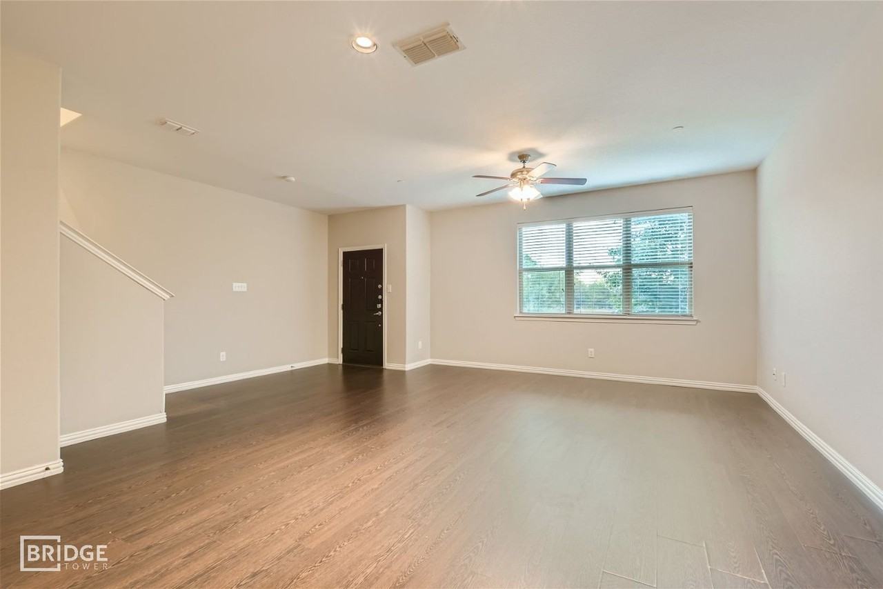 1312 Lake Crest Ln - Photo 2 of 23