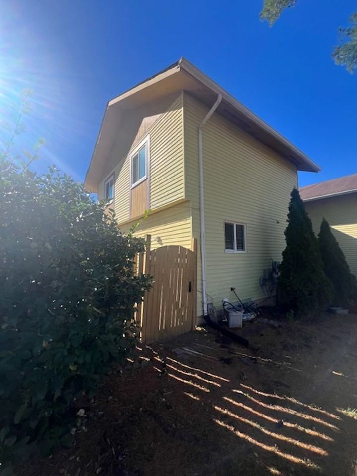 16 Brian Court - Photo 3 of 20