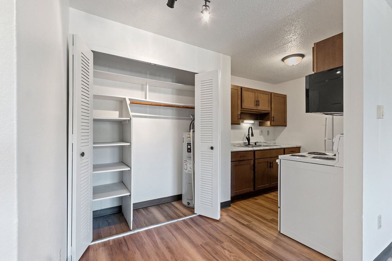 Cedar Grove Apartments - Photo 5 of 22