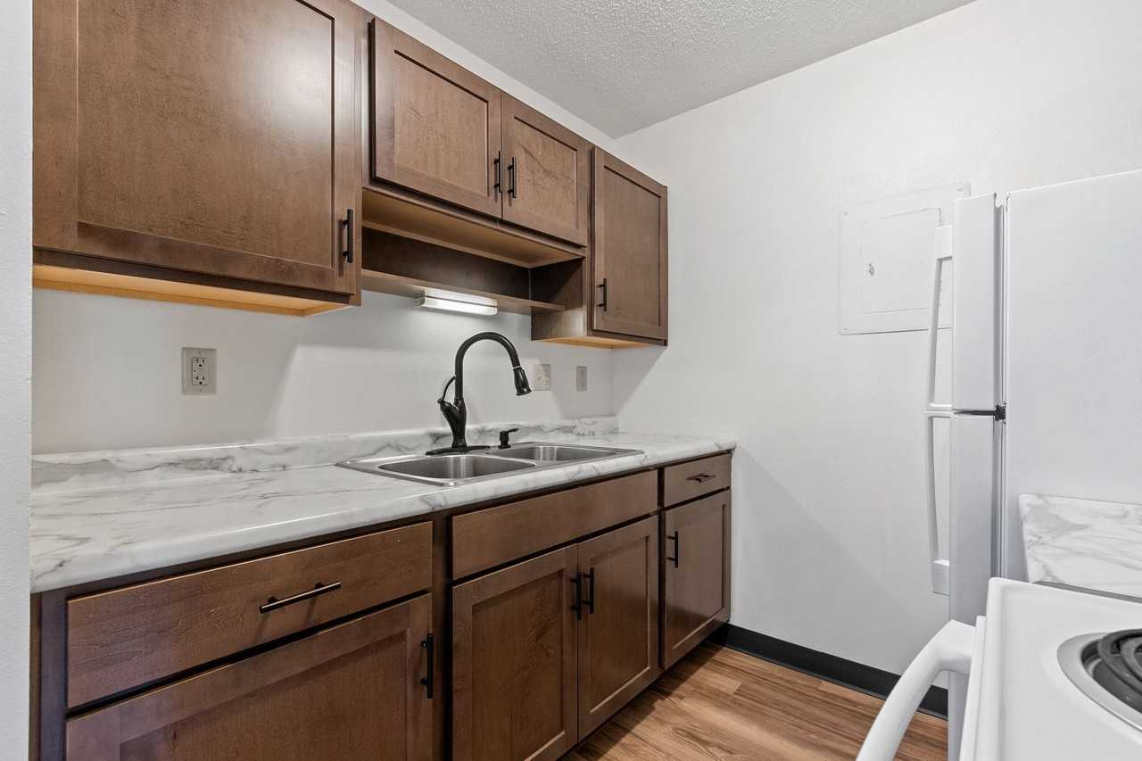 Cedar Grove Apartments - Photo 6 of 22