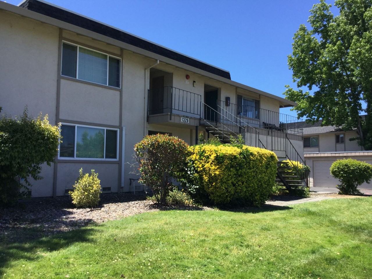 1329 Southwest Boulevard #B