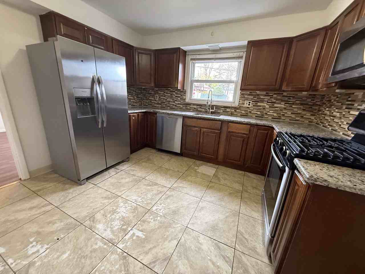 822 Kingsland Ln #1 - Photo 2 of 8