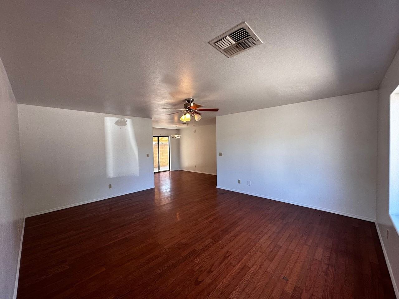 1838 Golden Gate Ave - Photo 2 of 10