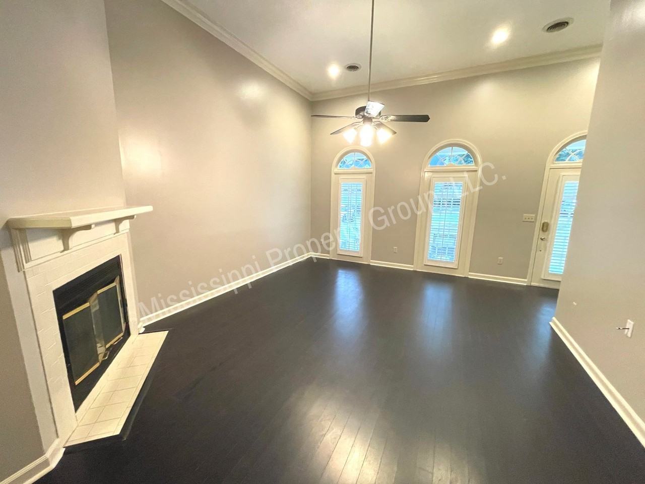 7 Dell Drive - Photo 4 of 23