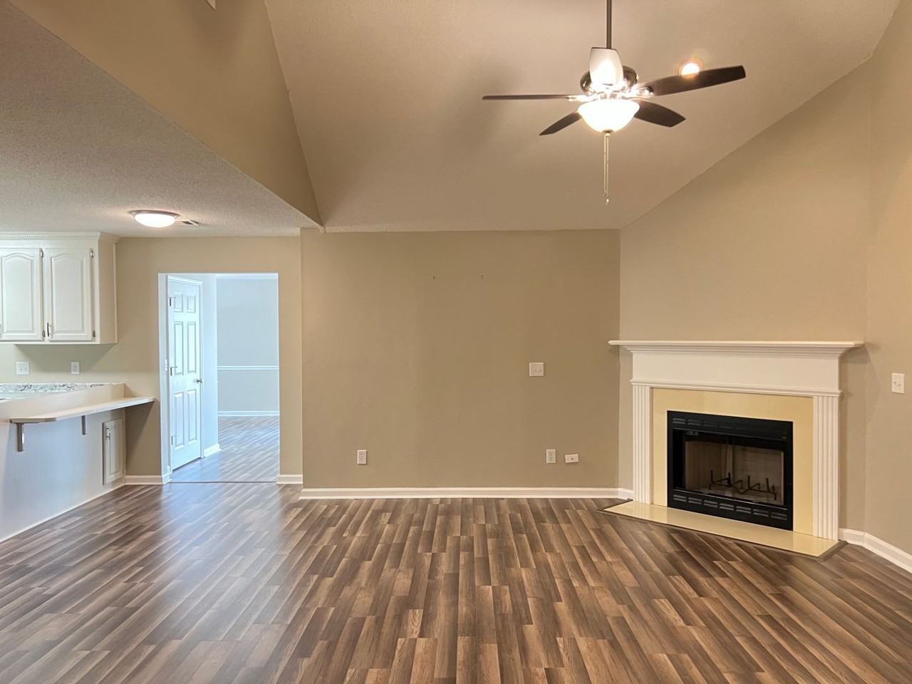 203 Bryson Way - Photo 2 of 30