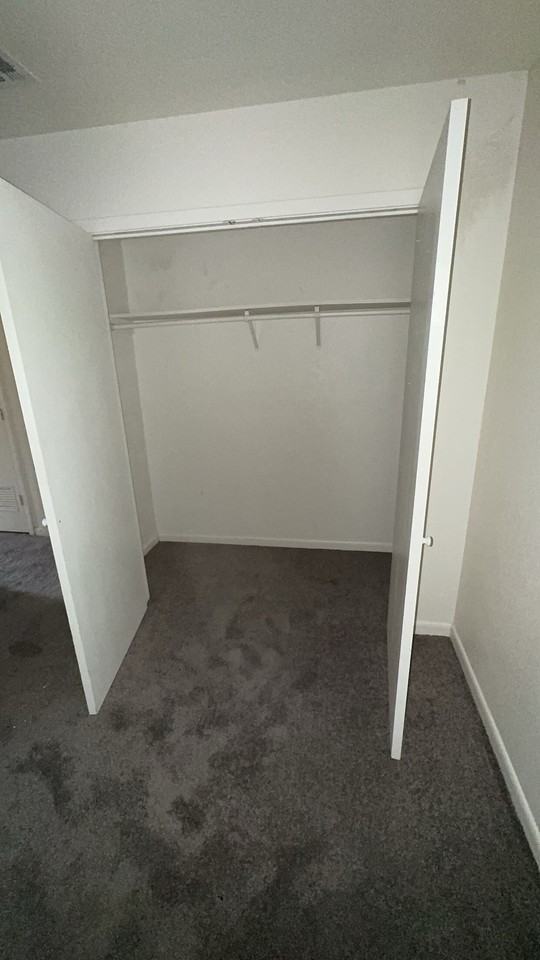 208 Veterans Ave - Photo 6 of 9