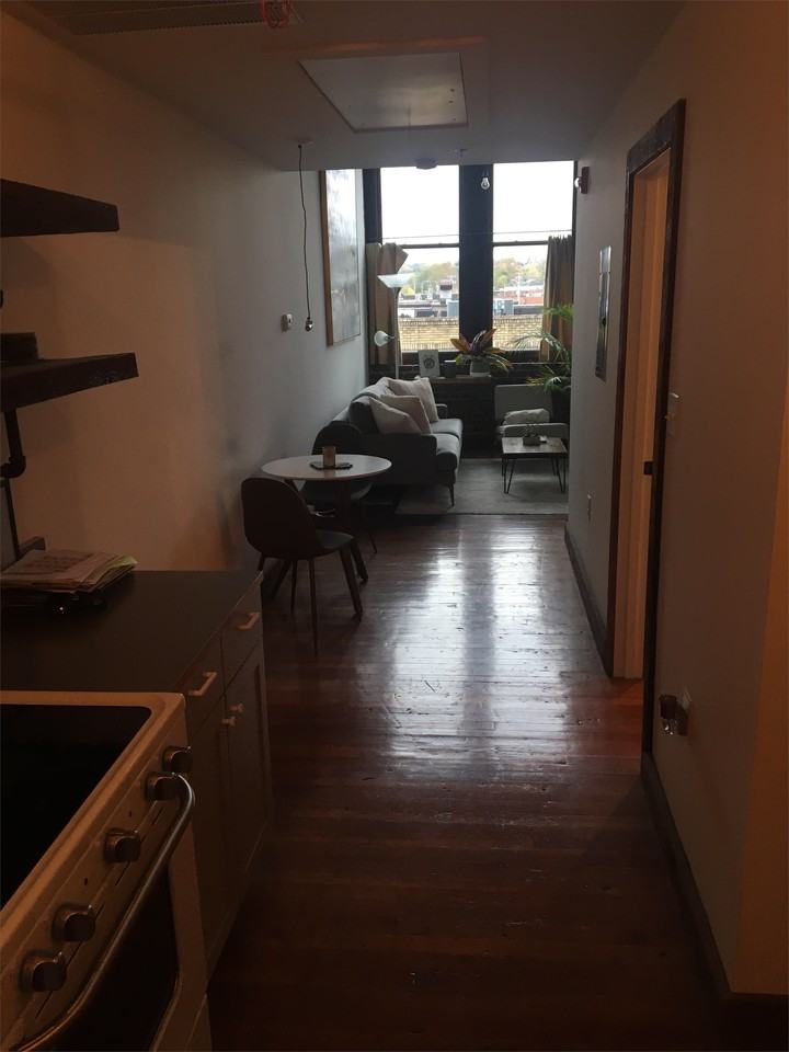 London's Lofts - Photo 5 of 16