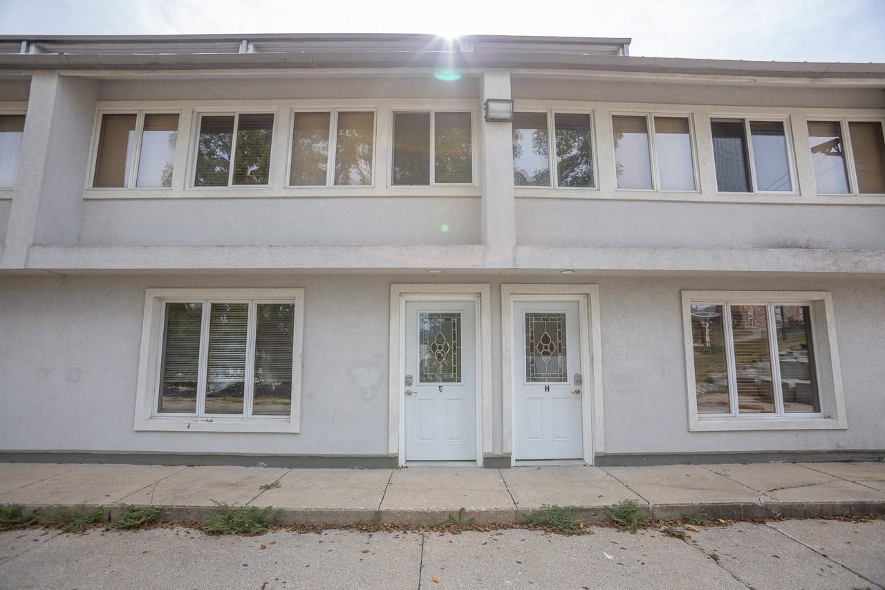 1015 Madison Street - Photo 2 of 24