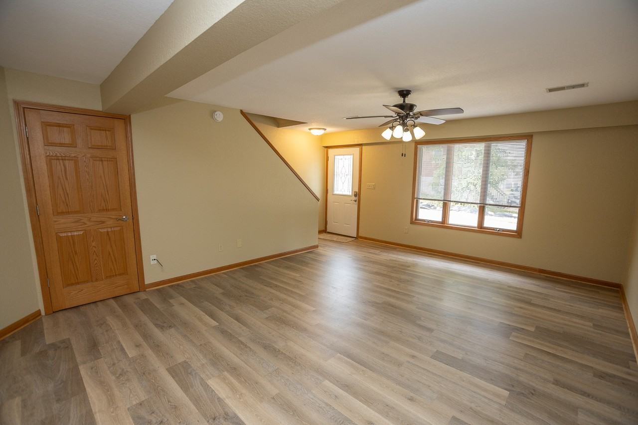 1015 Madison Street - Photo 7 of 24