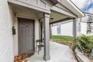 featured image of 148 E Broadway St