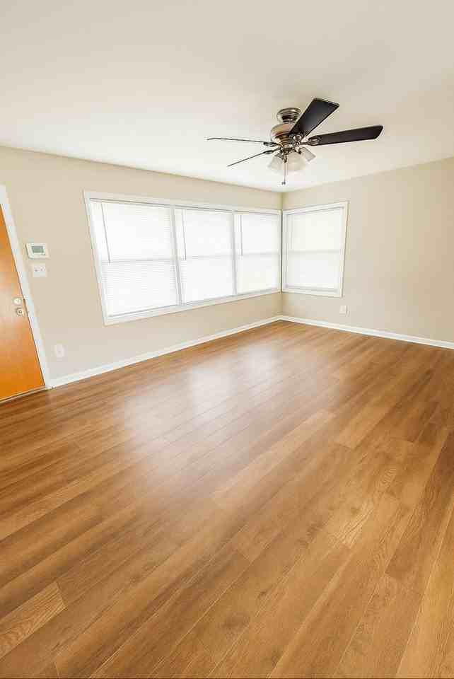 2228 Corbett Avenue - Photo 2 of 6