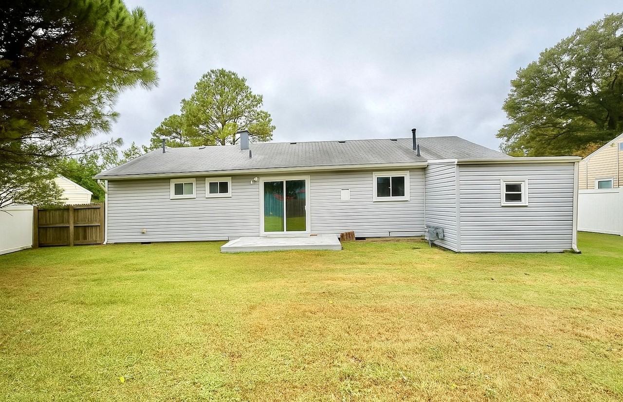 2228 Corbett Avenue - Photo 6 of 6