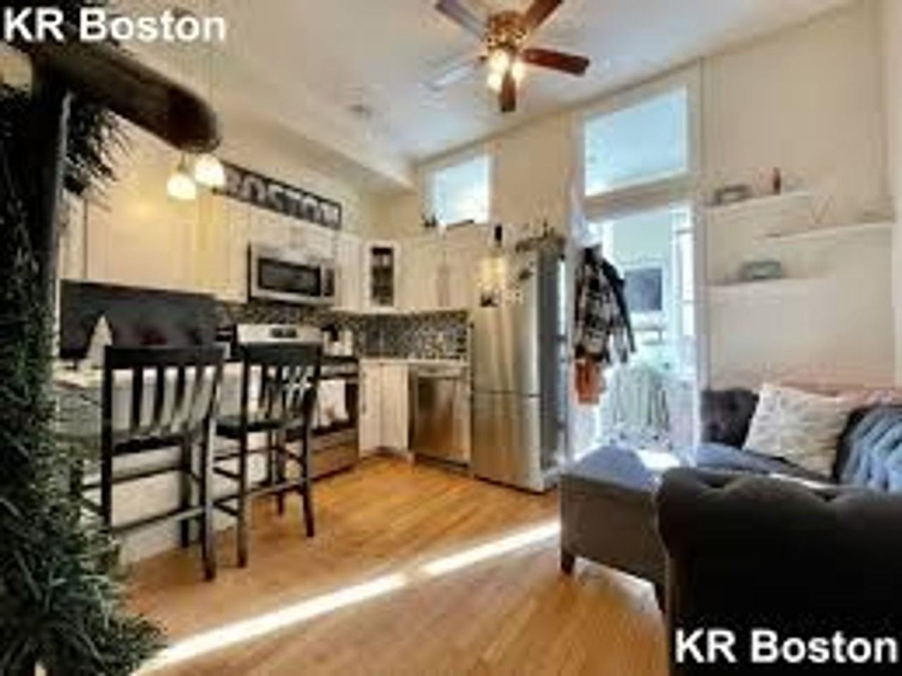 239 Northampton Street - Photo 2 of 11