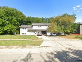 featured image of 929 Greenbrier Road