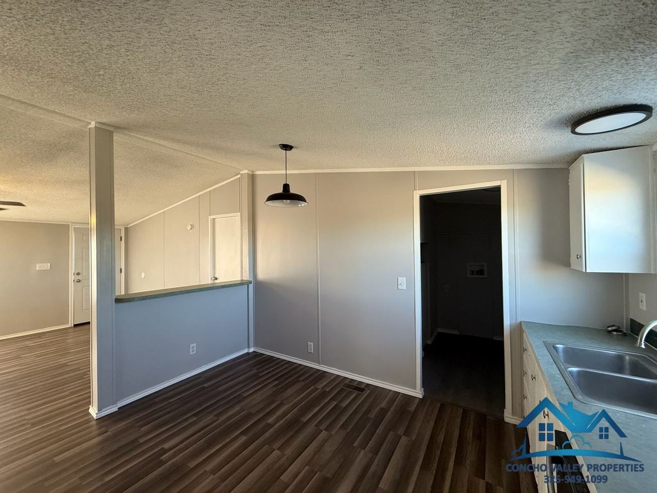 10302 Glass Road - Photo 5 of 19