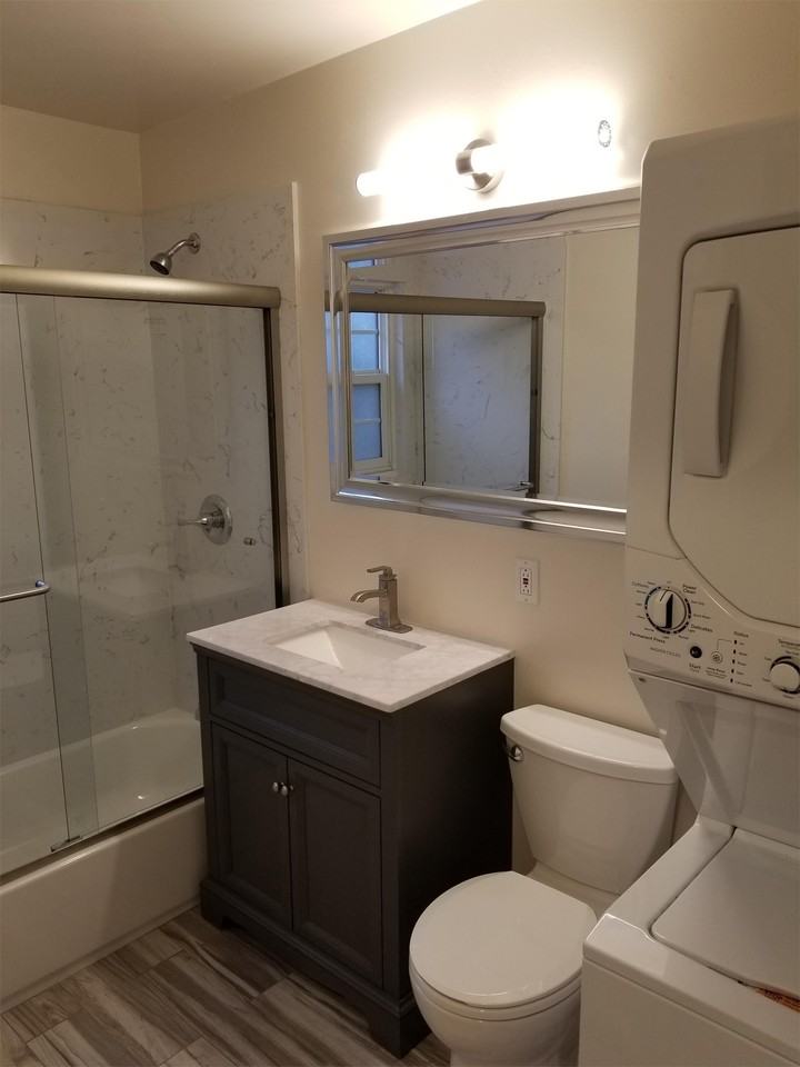 2316 E Street Sacramento CA 95816 - Photo 2 of 8