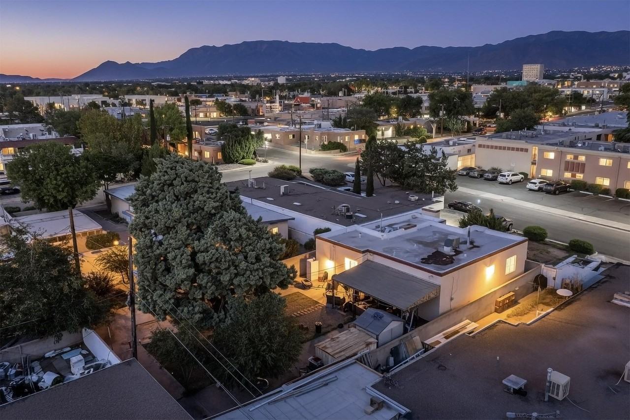 301 Graceland Drive Southeast - Photo 2 of 48