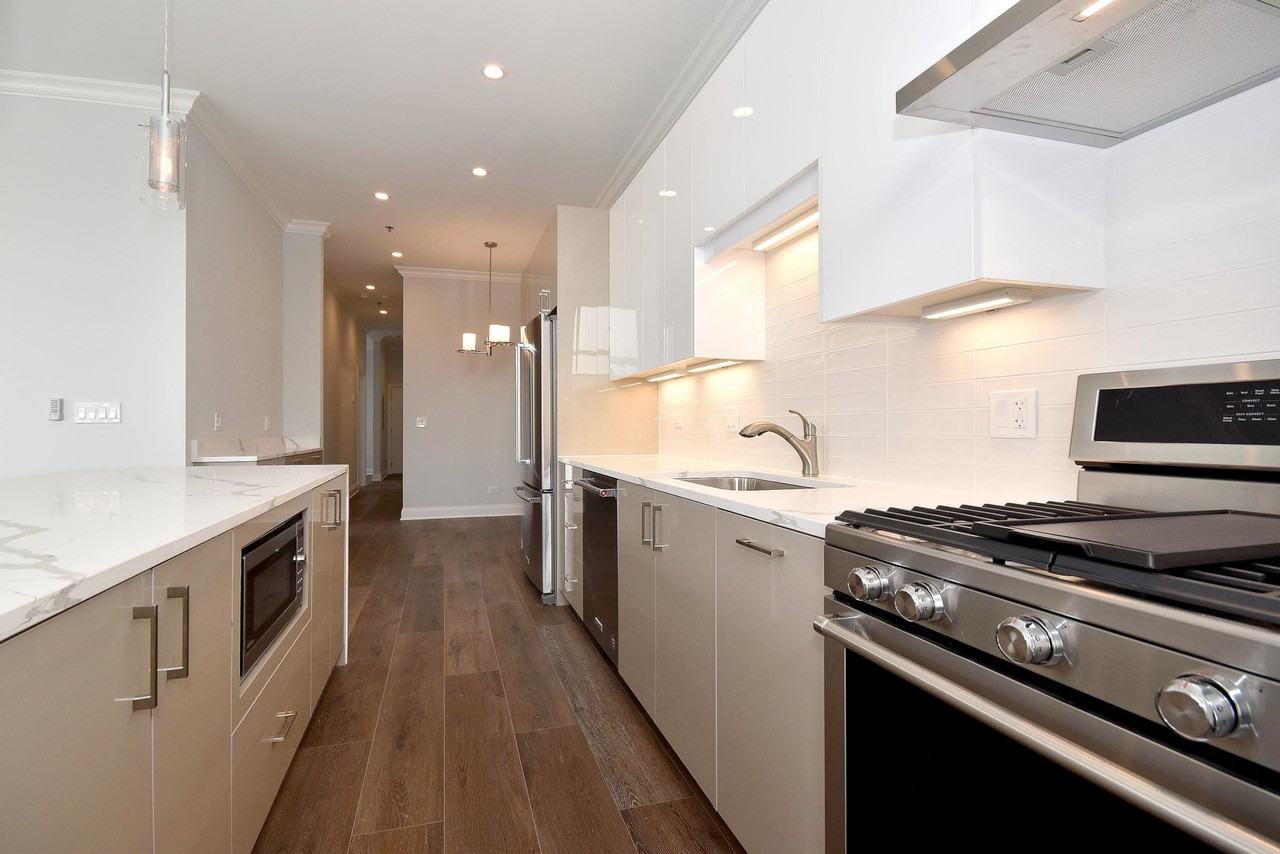 6555 W North Avenue - Photo 5 of 27