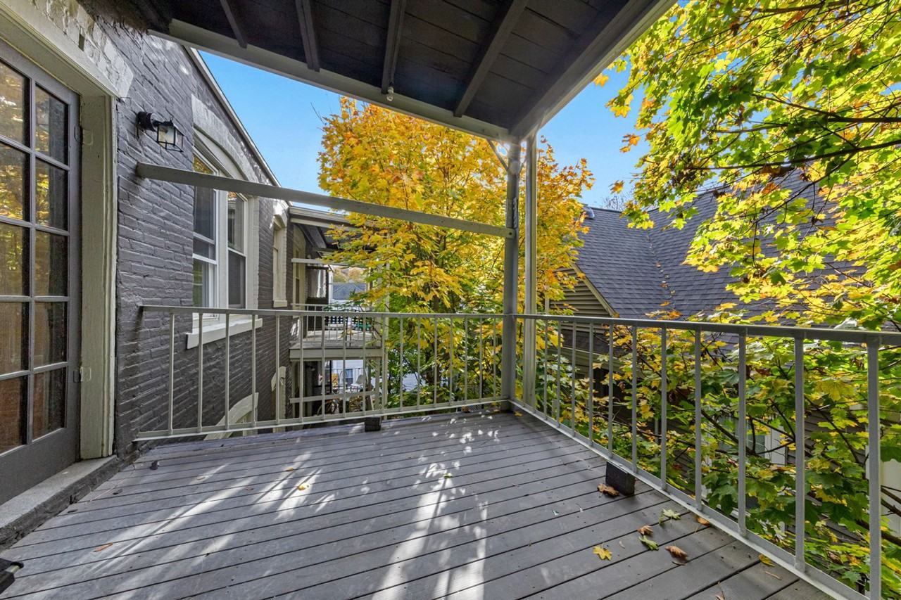 45 Brackett Street - Photo 6 of 30