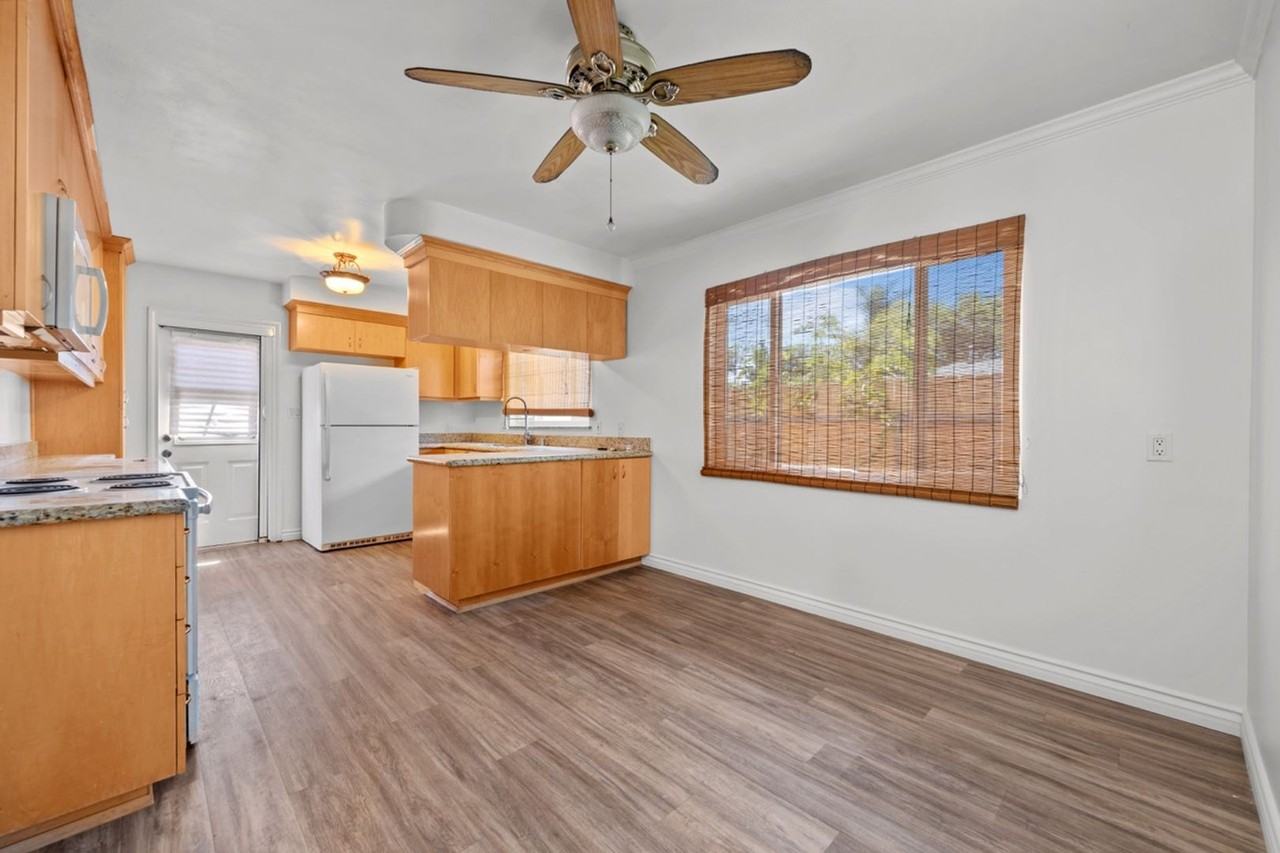 4910 Gary St - Photo 3 of 26