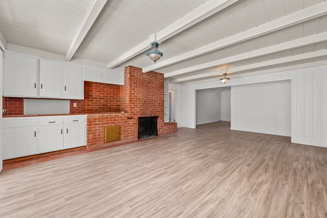 4910 Gary St - Photo 2 of 26