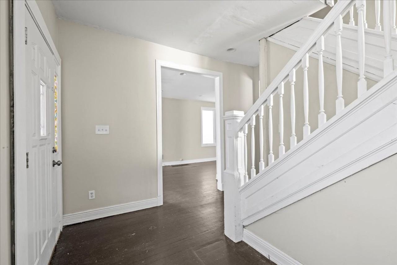 1355 N Tuxedo St - Photo 3 of 12