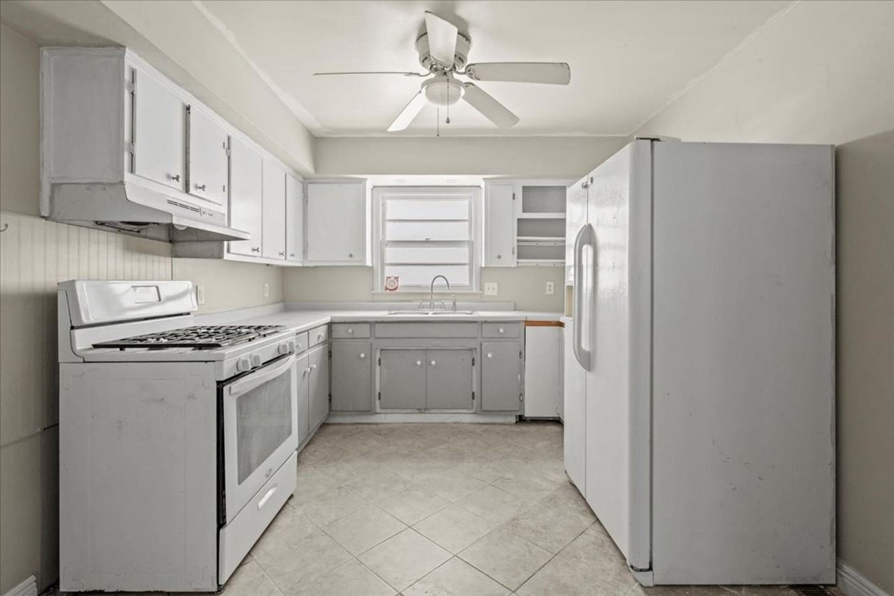 1355 N Tuxedo St - Photo 6 of 12