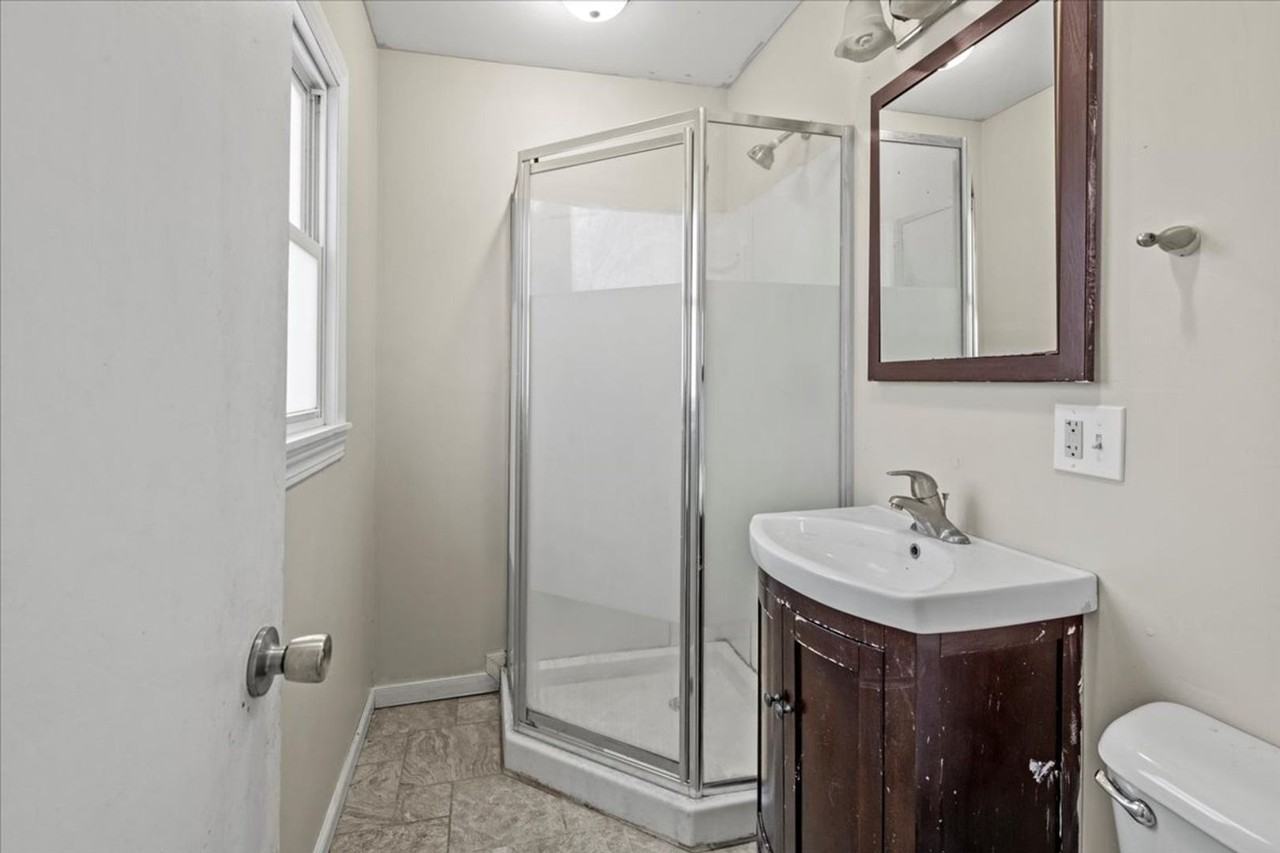 1355 N Tuxedo St - Photo 7 of 12