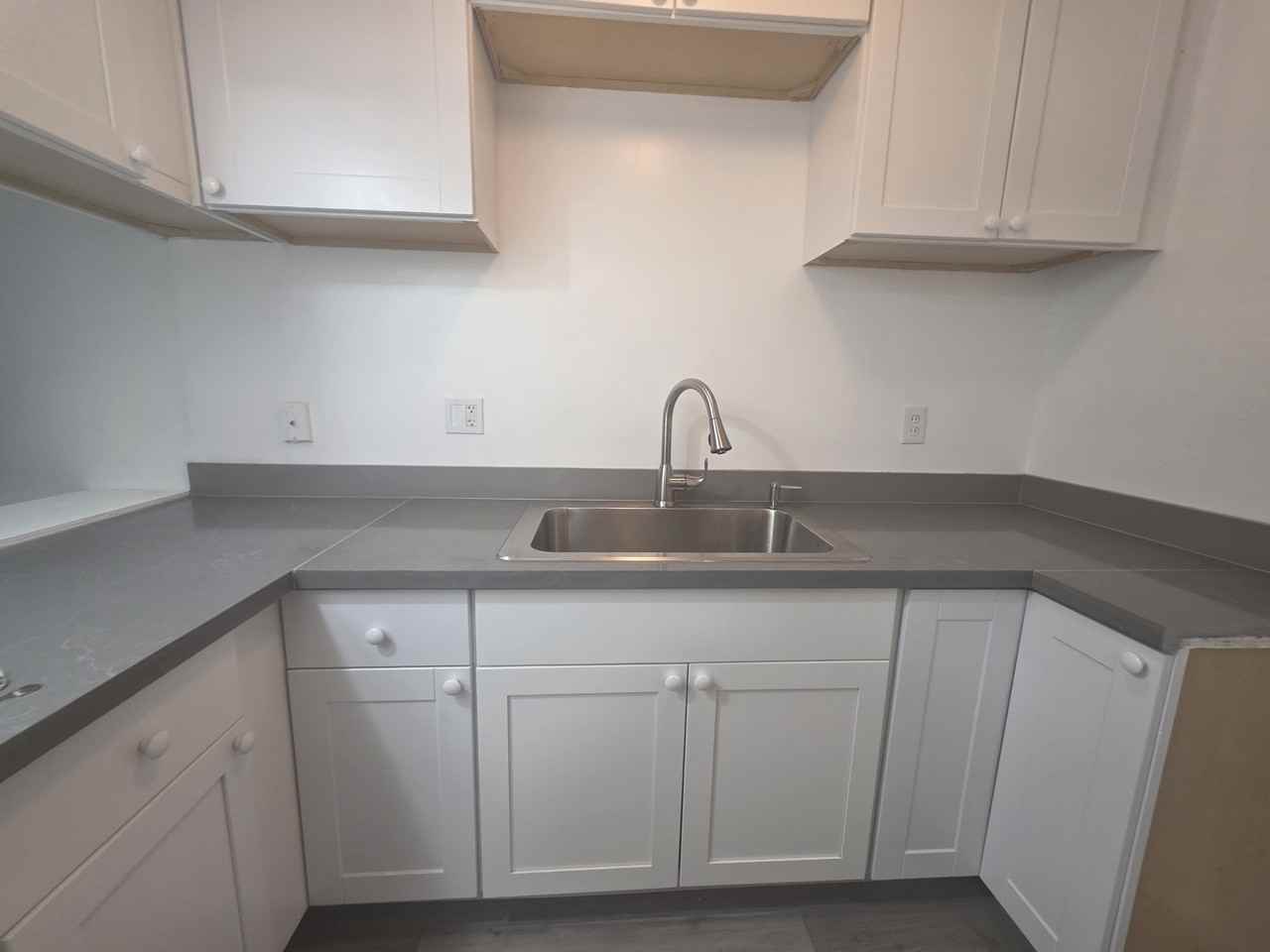 701 9th Avenue - Photo 2 of 6