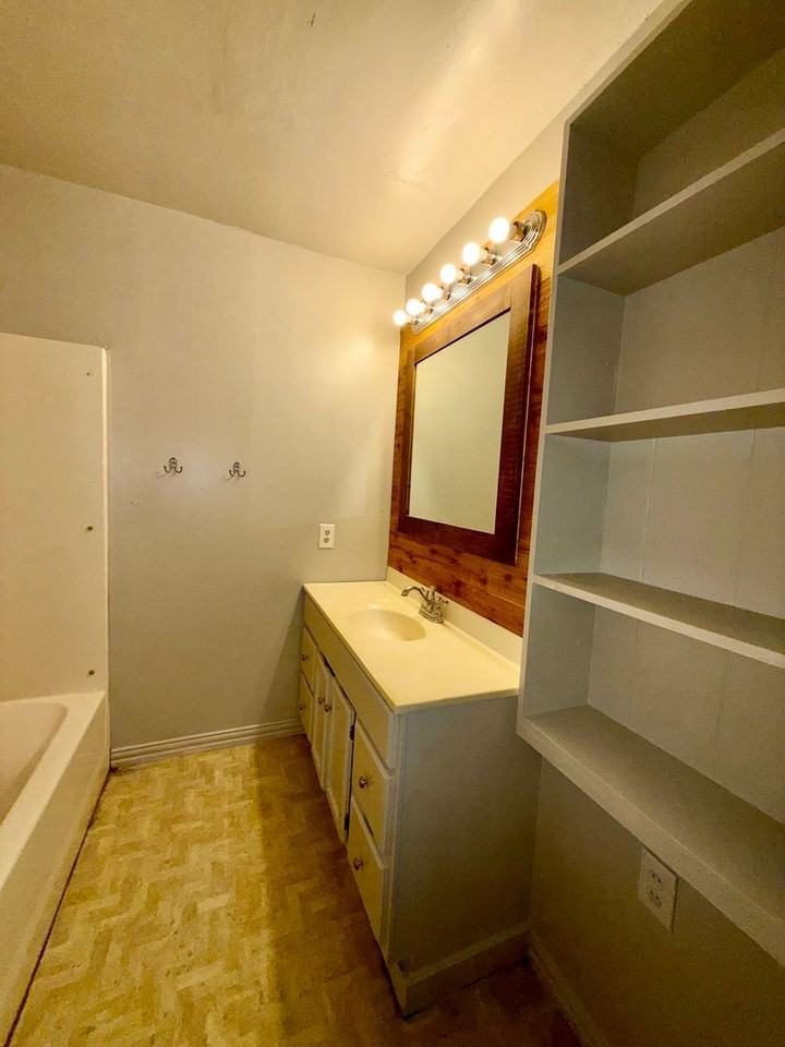 615 Hamilton Ave - Photo 7 of 15