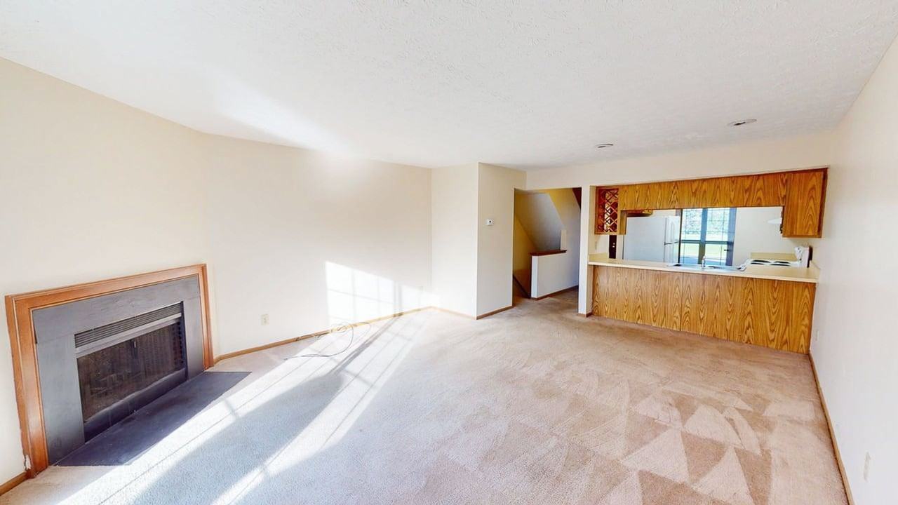 5929 Shadow Lake Cir - Photo 3 of 28