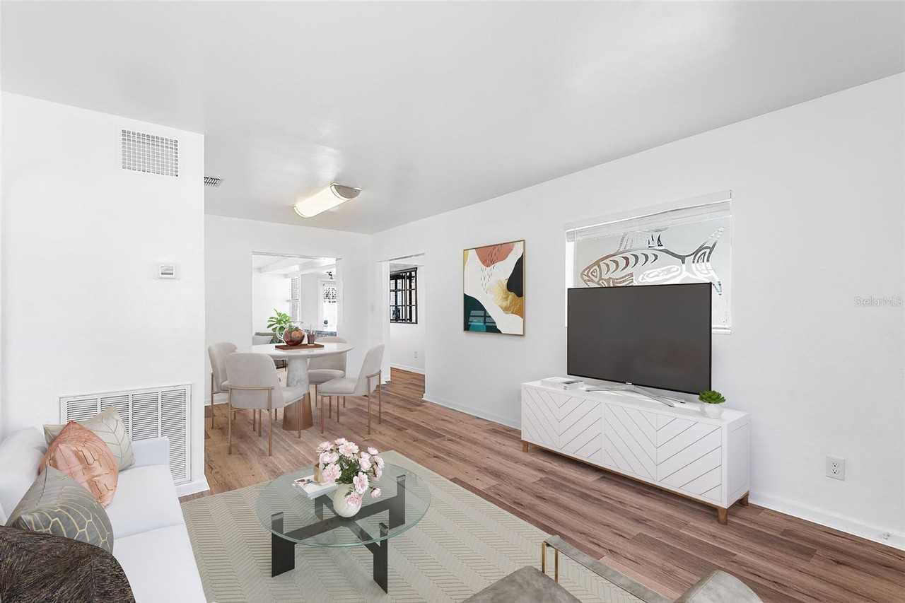 1517 Gray St S - Photo 4 of 16