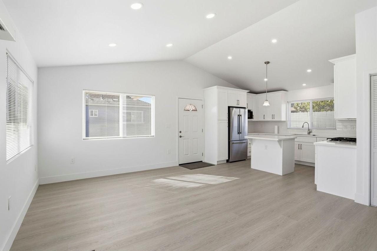 28 Amesti Road - Photo 2 of 19