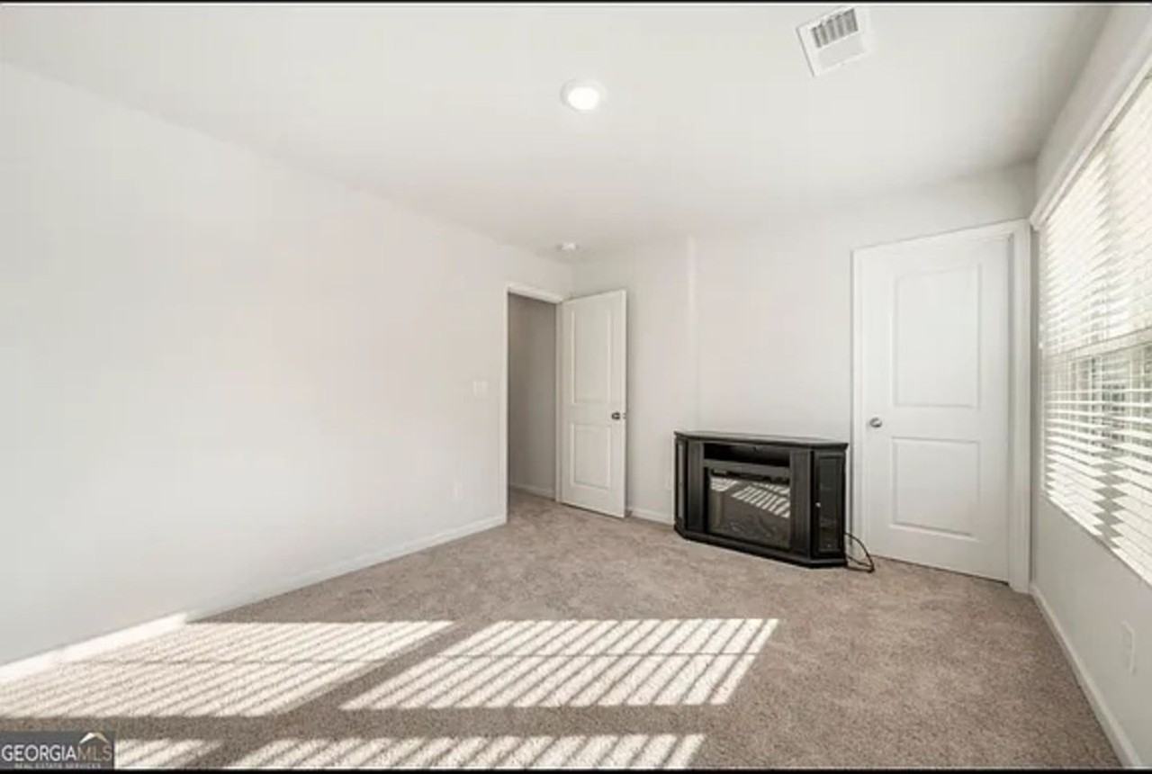 5304 Melbourne Lane - Photo 2 of 28