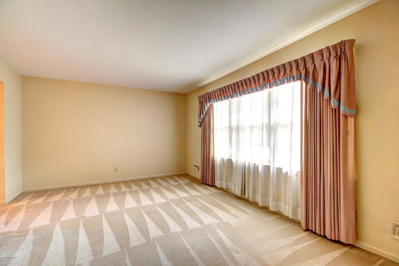 2821 Pomeroy Dr - Photo 6 of 43