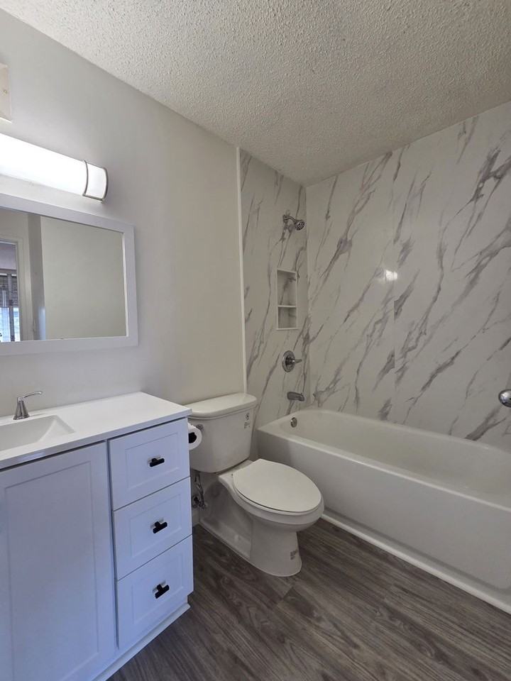 1687 Pensacola St #601 - Photo 6 of 6