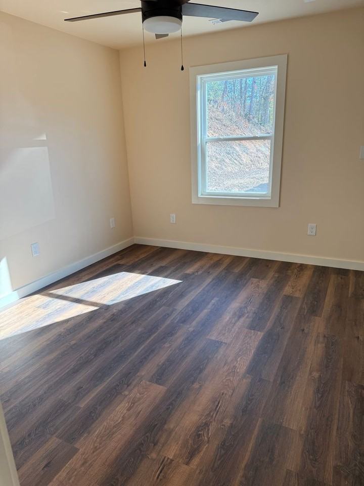 358 Simonds Rd #A - Photo 4 of 11