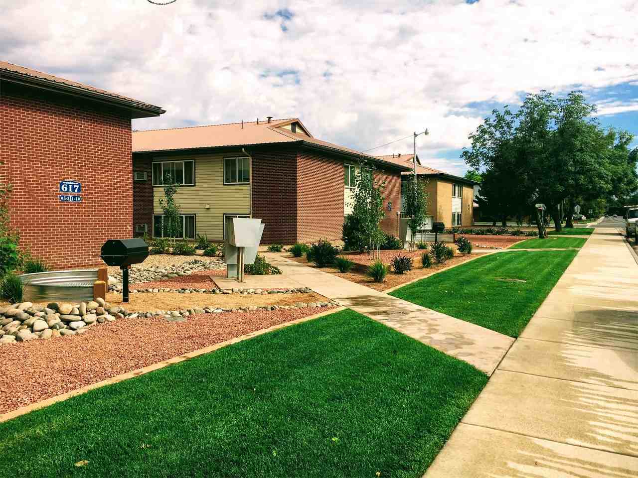 Aspen Grove Apts - S 12th St. - Photo 2 of 5