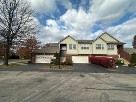 5002 Kames Square - Photo 1 of 1