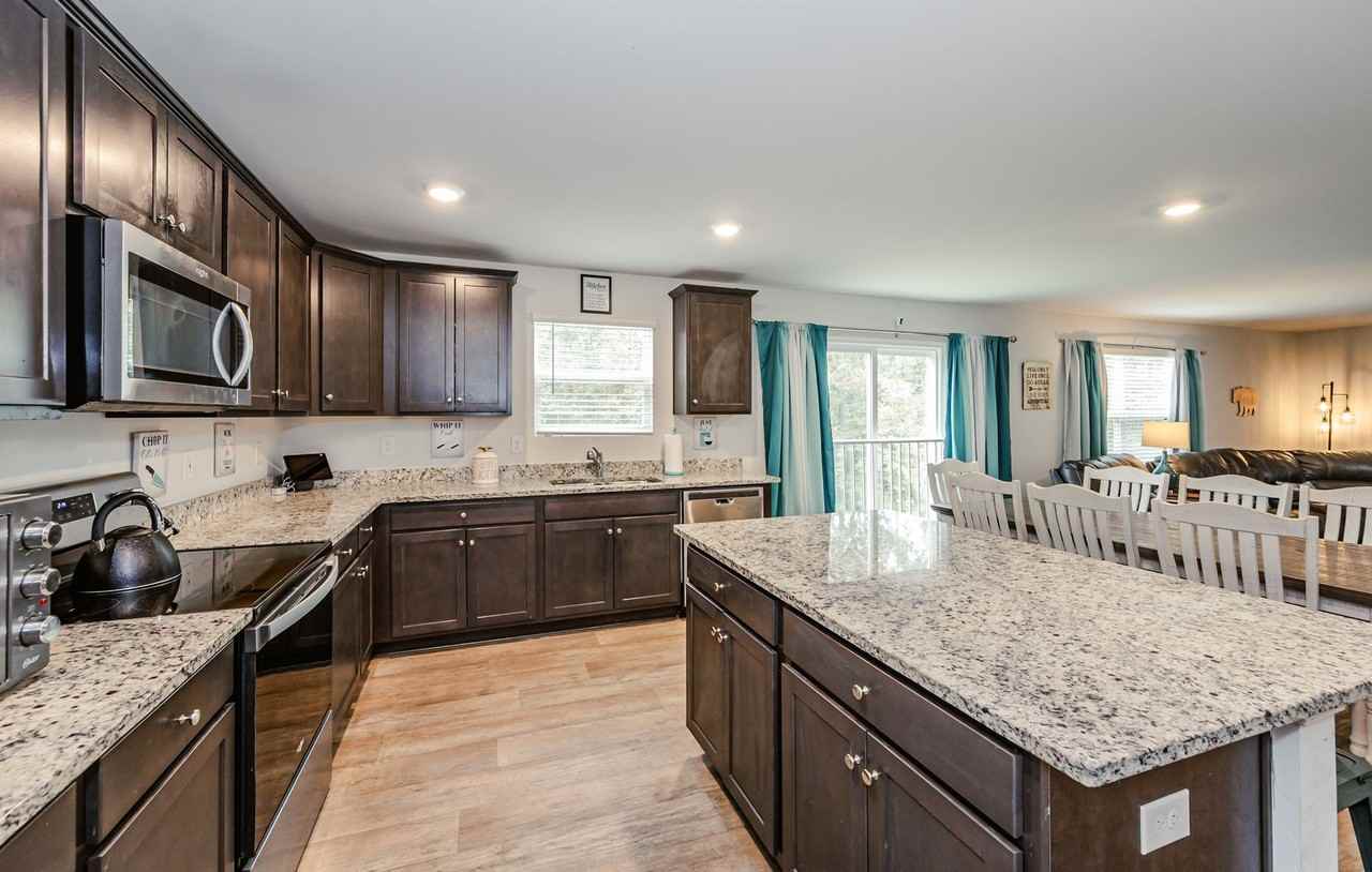 7339 Fougere Pl - Photo 4 of 22