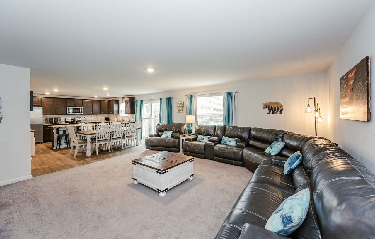 7339 Fougere Pl - Photo 7 of 22