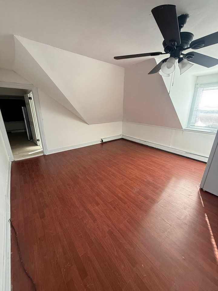 6515 Rising Sun Ave - Photo 3 of 12