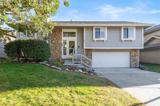 16217 Weir Street - Photo 1 of 1