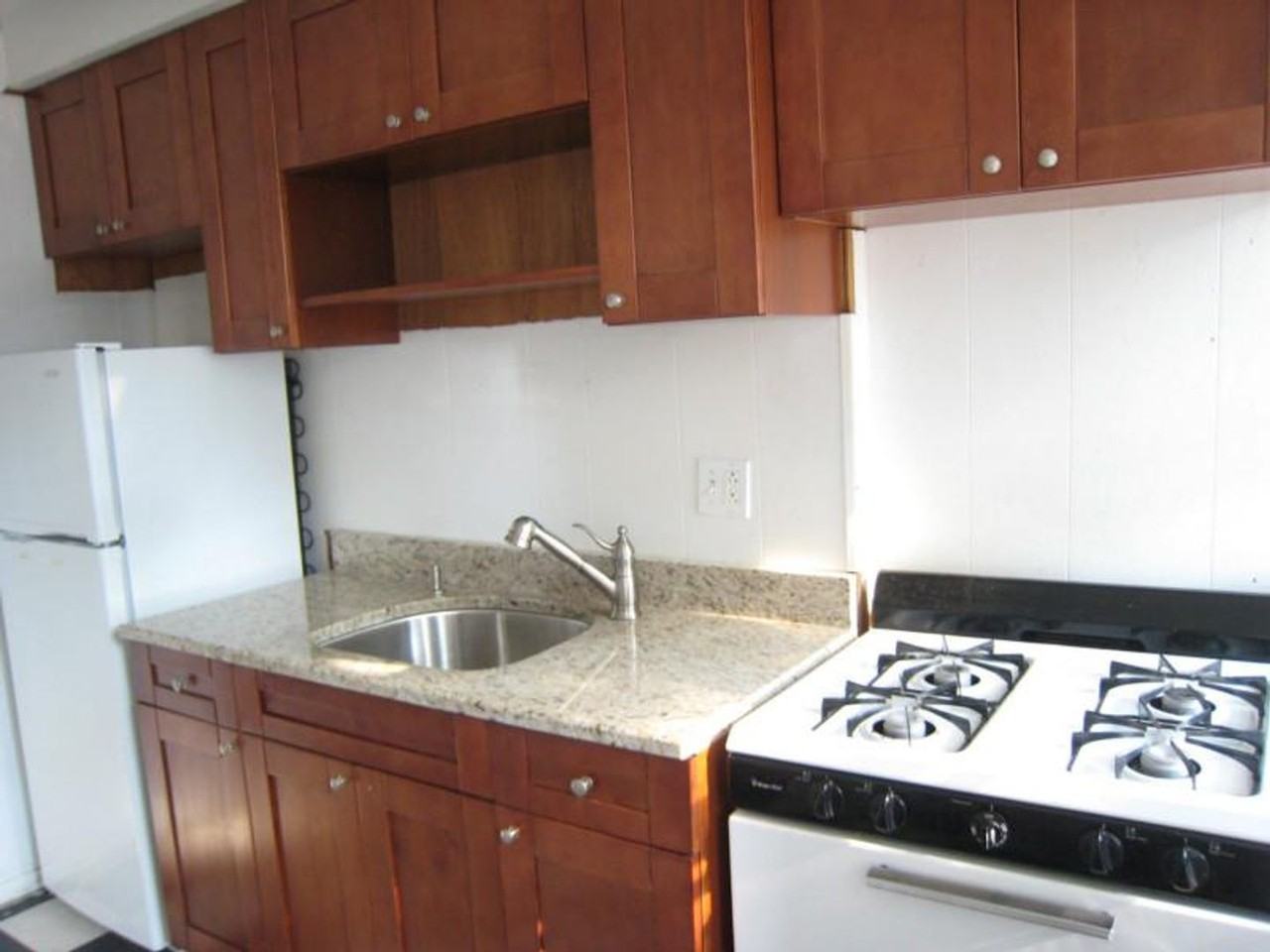 1991 Commonwealth Avenue - Photo 6 of 9