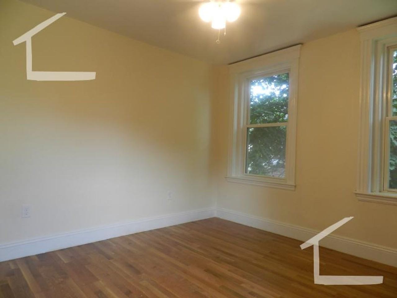 34 Quint Avenue - Photo 6 of 10