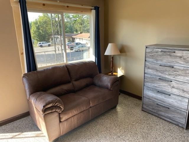 White Pines Apartments - Photo 3 of 9