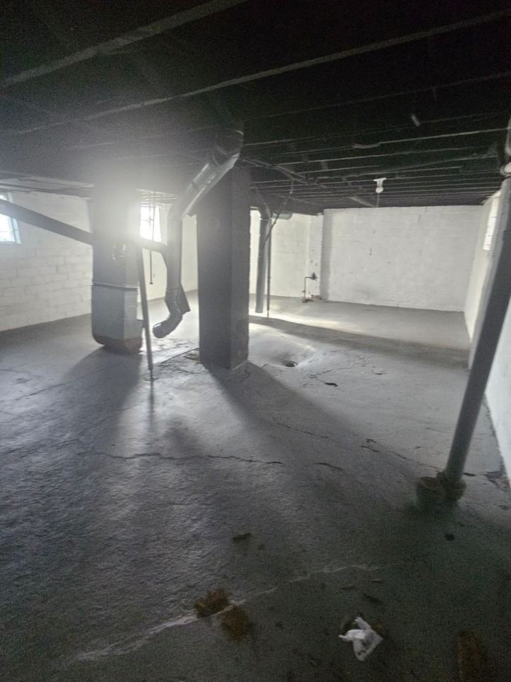 15804 Belden St - Photo 2 of 14