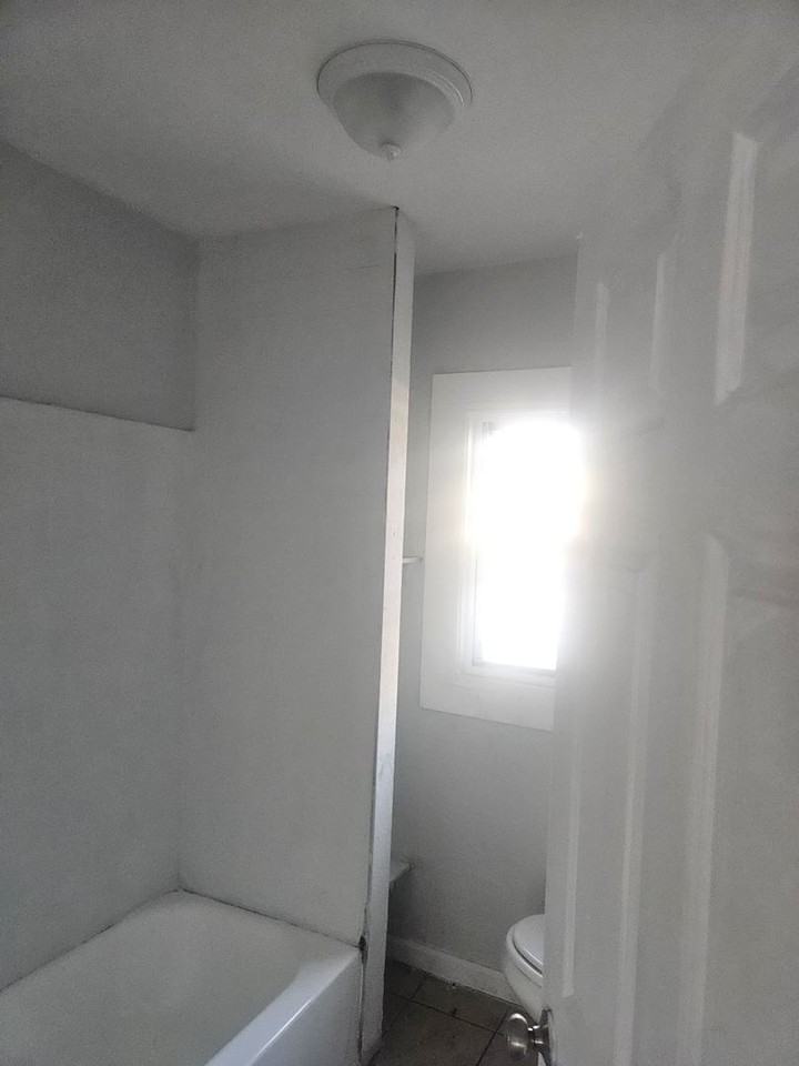 15804 Belden St - Photo 4 of 14