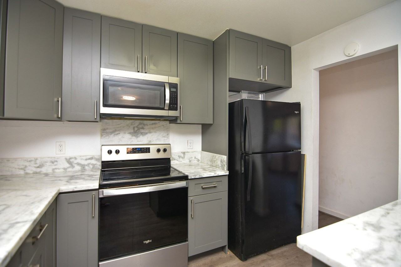 99-051 Kinoole Pl - Photo 7 of 29