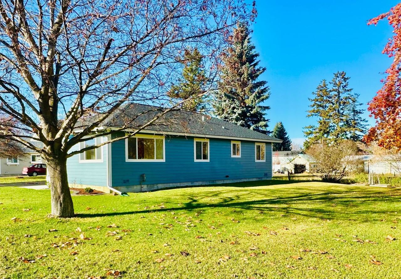 109 Quincy Loop - Photo 3 of 26